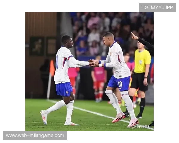 姆巴佩关键突破撕开防线，法国掌握主动权