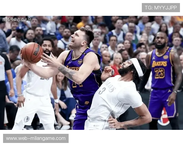 东契奇再展神奇突破，独行侠逆转局势